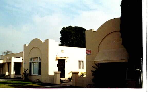 8124-8134 Commercial Pl in South Gate, CA - Building Photo - Building Photo