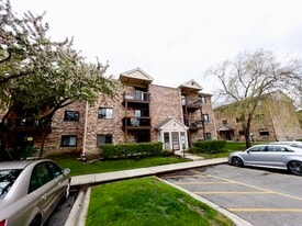 2205 Nichols Rd, Unit F