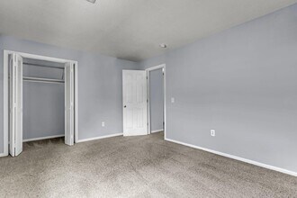 415 Parkdale Dr, Unit 4B in Charleston, SC - Building Photo - Building Photo