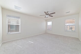 8418 Village Rose Ln in Houston, TX - Building Photo - Building Photo