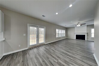 401 Martin Field Ct in Lawrenceville, GA - Building Photo - Building Photo