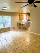 5775 NE 32nd St in Silver Springs, FL - Building Photo