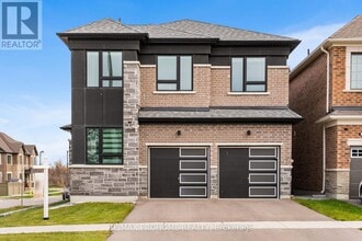 1 Frederick Roman Ave in Markham, ON - Building Photo - Building Photo