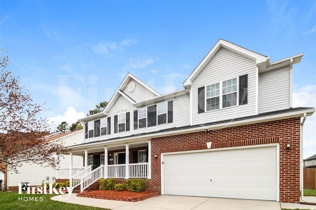 2123 Liberty Valley Rd in Greensboro, NC - Foto de edificio - Building Photo