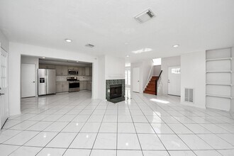 8026 Big Oak Trail Dr in Houston, TX - Building Photo - Building Photo