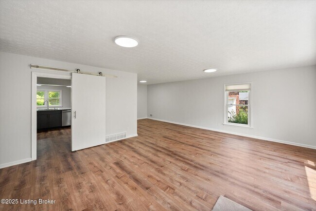 2702 Ballad Blvd in Louisville, KY - Building Photo - Building Photo