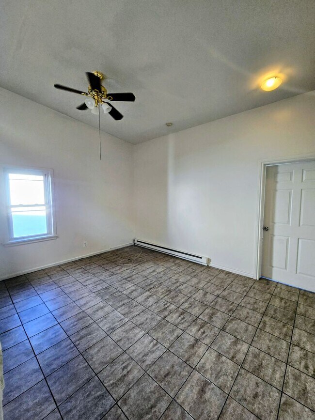 223-225-225 N Fountain St in Allentown, PA - Building Photo - Building Photo