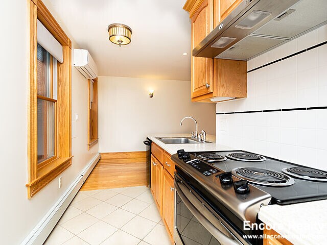 27 Phillips St, Unit 3 in Boston, MA - Building Photo - Building Photo