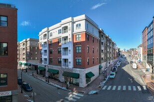 Bay House North Building Retail in Portland, ME - Building Photo