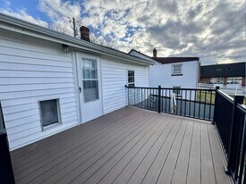 305 Jackson St in Blacksburg, VA - Building Photo