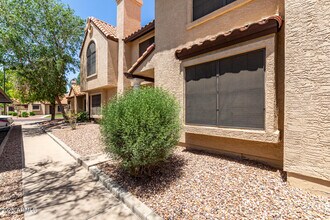 921 W University Dr in Mesa, AZ - Building Photo - Building Photo