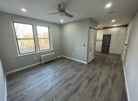 11 Park Dr, Unit 32 in Boston, MA - Building Photo