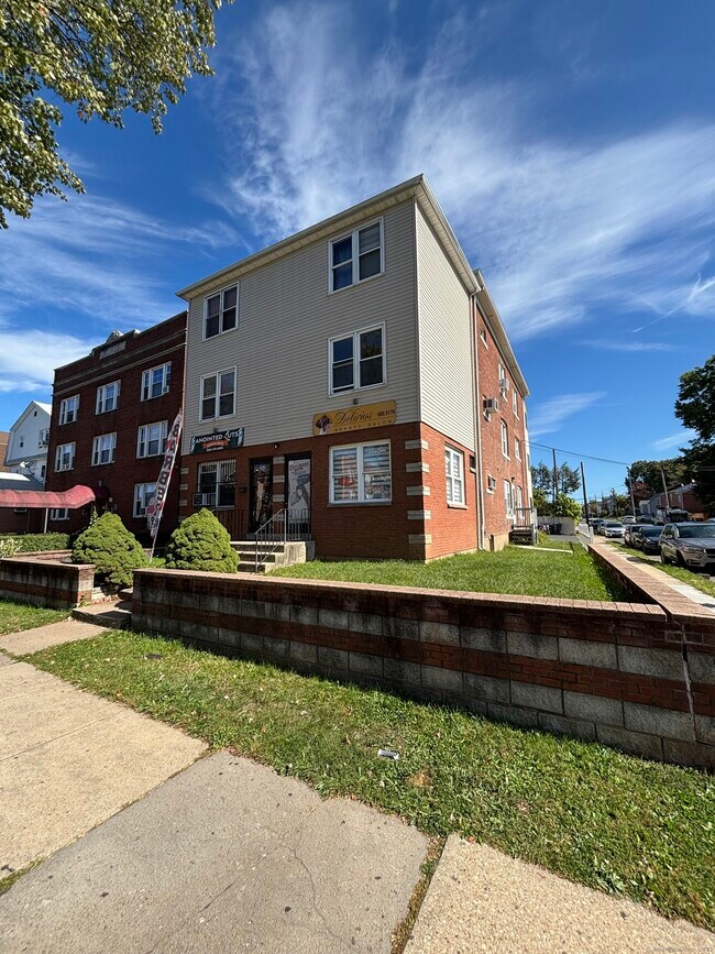 552 Franklin Ave in Hartford, CT - Building Photo - Building Photo
