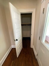 324 E Center St in Blanchester, OH - Foto de edificio - Building Photo