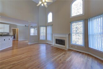 1474 Lake Heights Cir in Dacula, GA - Building Photo - Building Photo