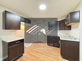 4205 Riverview Ave in Middletown, OH - Building Photo