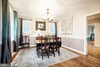 5724 27th St NW in Washington, DC - Building Photo - Building Photo