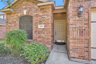 30831 W Lost Creek Blvd in Magnolia, TX - Building Photo - Building Photo