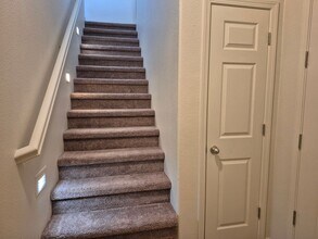 50 Regency Park Cir in Sacramento, CA - Building Photo - Building Photo