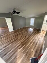 214 Magnolia Way in Asheville, NC - Building Photo - Building Photo