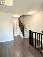2021 Blossite Private in Ottawa, ON - Building Photo - Building Photo