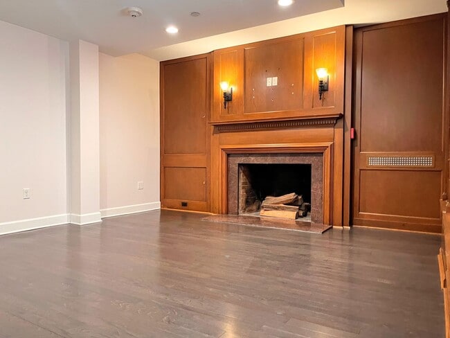 128 Pearl St in Buffalo, NY - Building Photo - Building Photo