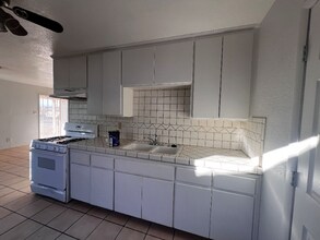 137 San Carlos St in Needles, CA - Building Photo - Building Photo