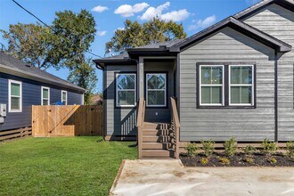 4905 Paula St in Houston, TX - Building Photo - Building Photo