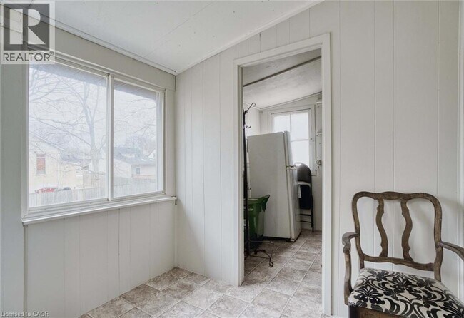 162 East St in London, ON - Building Photo - Building Photo