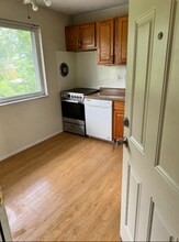 715 Thompson Dr in Florissant, MO - Building Photo - Building Photo