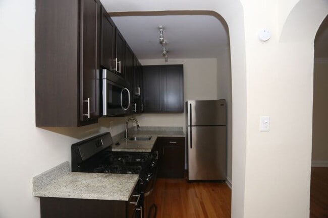 4644 N Paulina St, Unit 104 in Chicago, IL - Building Photo - Building Photo