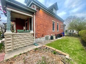 290 E Deshler Ave in Columbus, OH - Foto de edificio - Building Photo