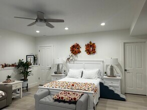 11452 S Marco Polo Ln in South Jordan, UT - Foto de edificio - Building Photo