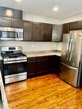 522 N 33rd St, Unit 522 in Milwaukee, WI - Building Photo - Building Photo