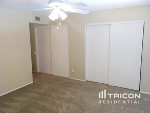 5819 W Grovers Ave in Glendale, AZ - Building Photo - Building Photo