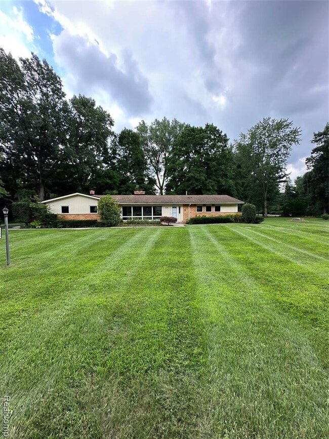 property at 6606 Vachon Ct