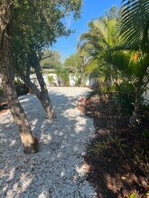 3052 Tyrone Ln in Sarasota, FL - Building Photo - Building Photo