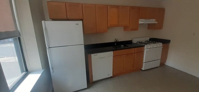 property at 9 Victory Rd