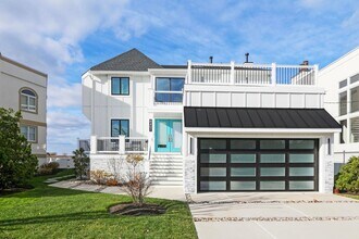 8407 Wellington Ave in Margate City, NJ - Building Photo - Building Photo