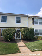 21 Williamstown Cir in York, PA - Building Photo - Building Photo