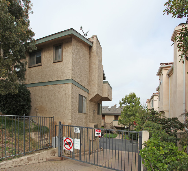 4532-4578 W Point Loma Blvd in San Diego, CA - Building Photo - Building Photo