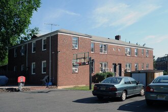 3-4 S Carpenter Ter in Belleville, NJ - Foto de edificio - Building Photo