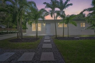 21021 NE 13th Pl in North Miami Beach, FL - Building Photo - Building Photo