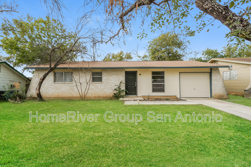 4734 Casa Verde St in San Antonio, TX - Building Photo