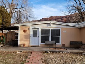 724 Westwood Ave in Moab, UT - Building Photo