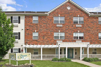 Swan Cove Apartments in Toledo, OH - Building Photo - Building Photo