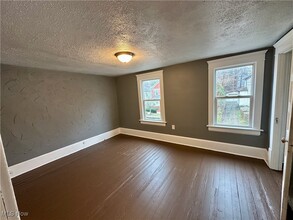 435 Windsor St in Akron, OH - Building Photo - Building Photo