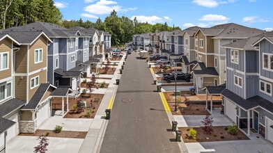 Forest Park Townhomes in Tumwater, WA - Building Photo - Building Photo