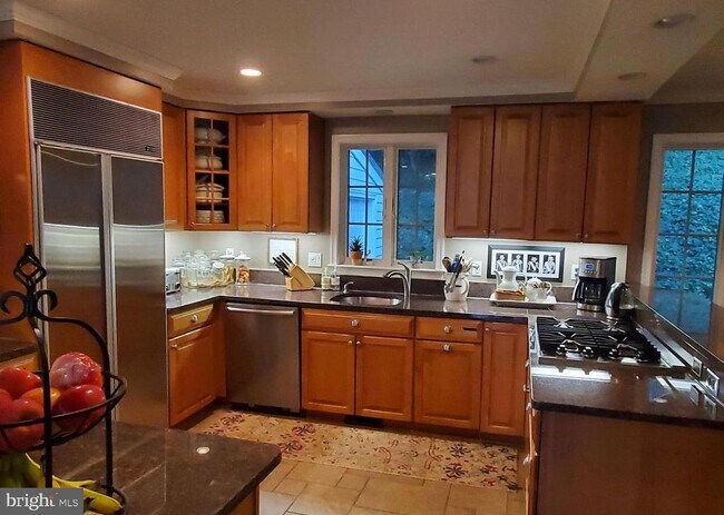 3712 25th St N in Arlington, VA - Building Photo - Building Photo