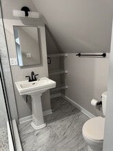 35 Florence Ave, Unit 33 FL1 in Bellevue, PA - Building Photo - Building Photo